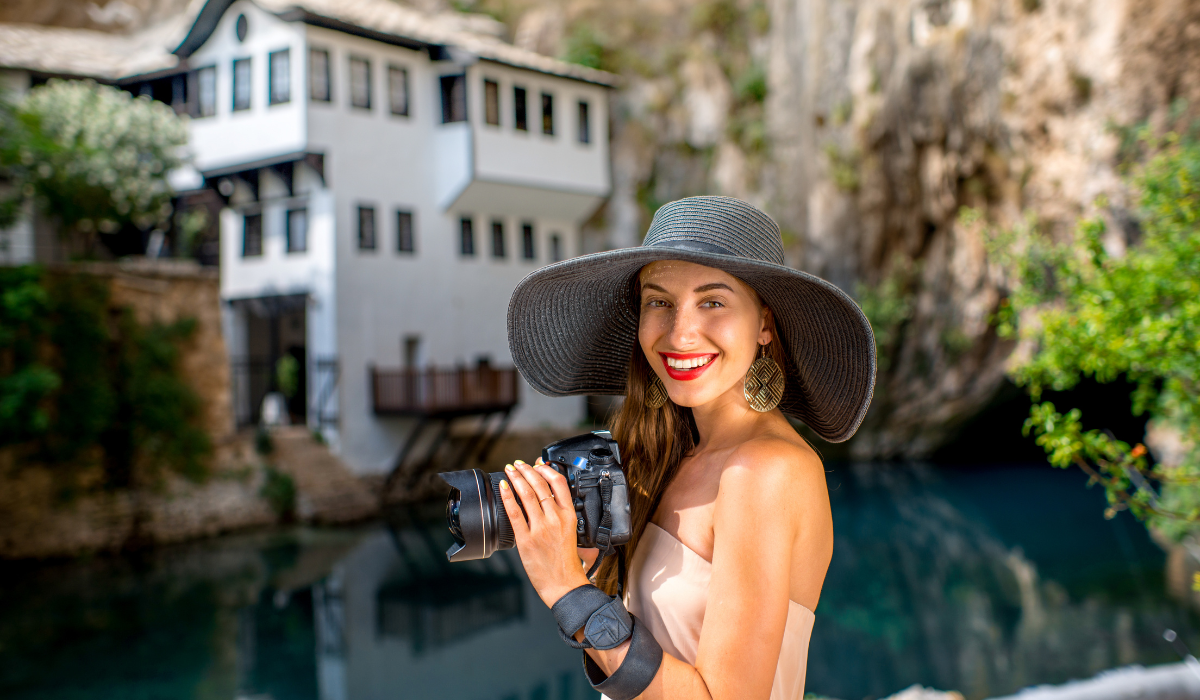 Blagaj Djevojka sa šeširom